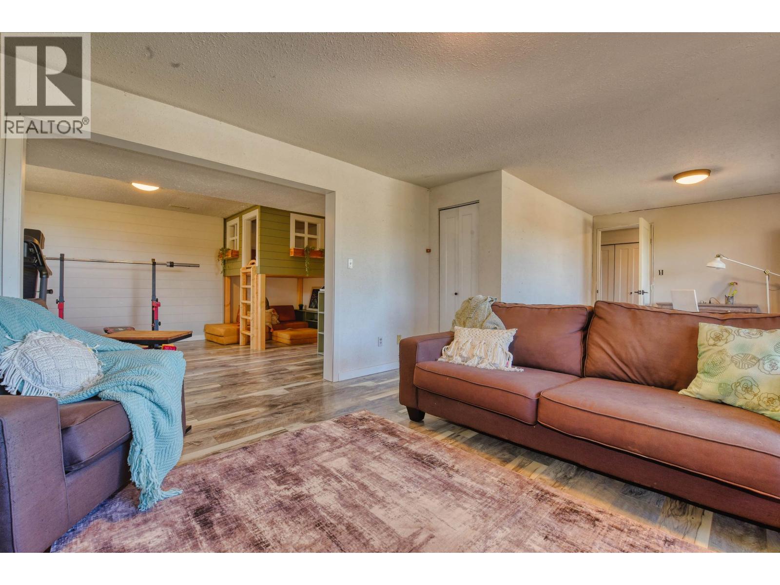 804 Shaw Road, Williams Lake, British Columbia  V2G 3L1 - Photo 17 - R3112008