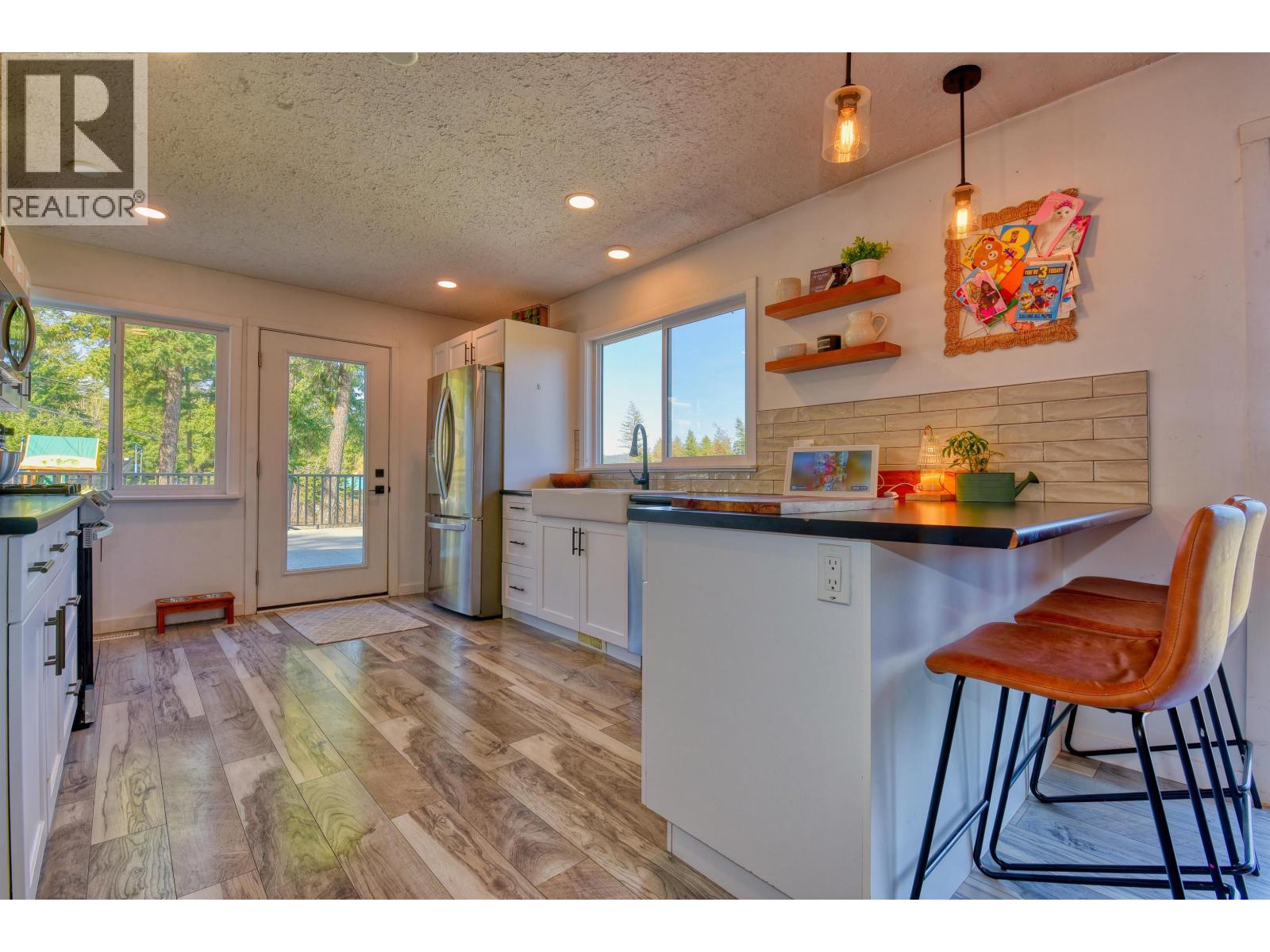 804 Shaw Road, Williams Lake, British Columbia  V2G 3L1 - Photo 5 - R3112008