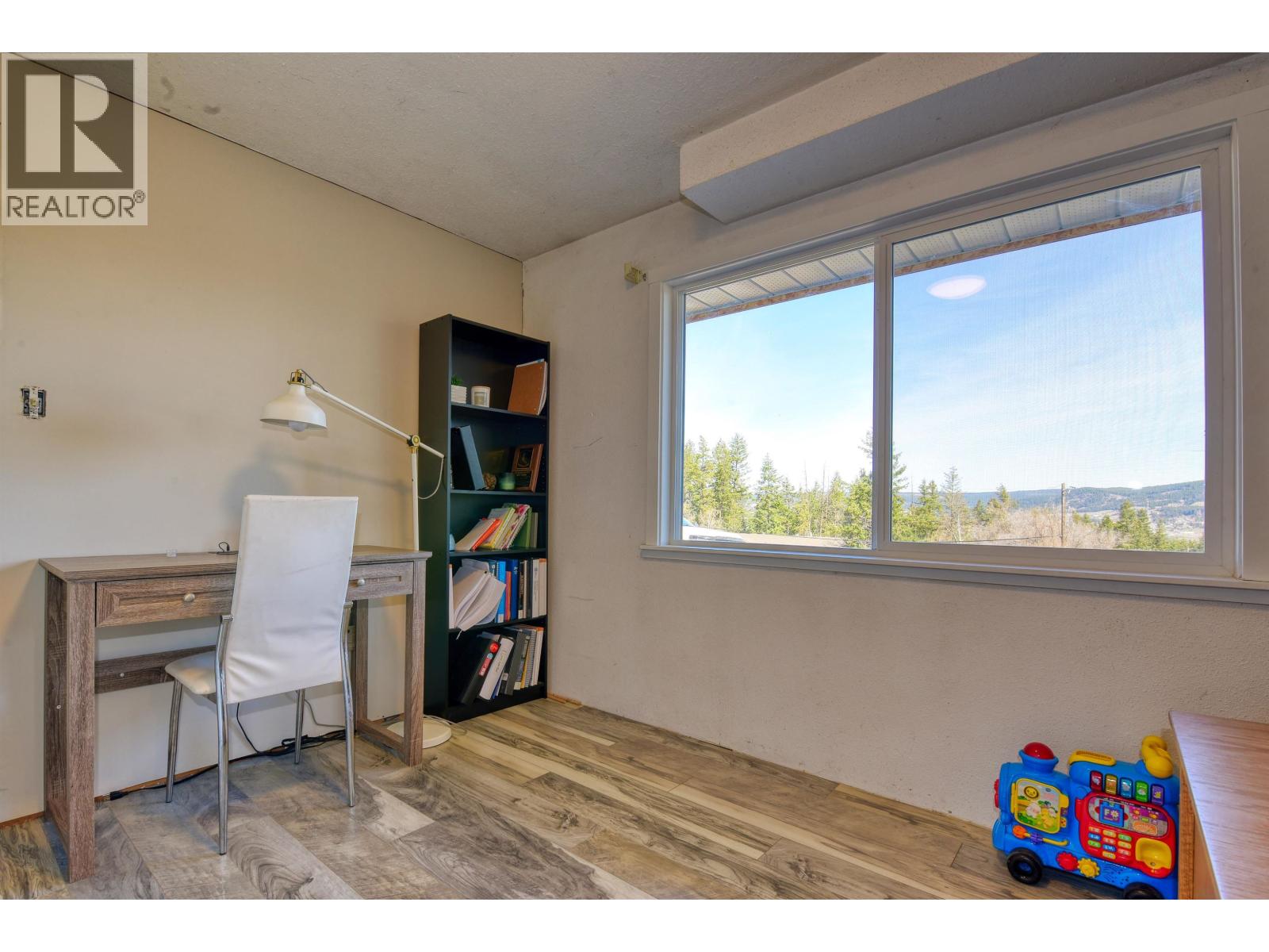 804 Shaw Road, Williams Lake, British Columbia  V2G 3L1 - Photo 15 - R3112008