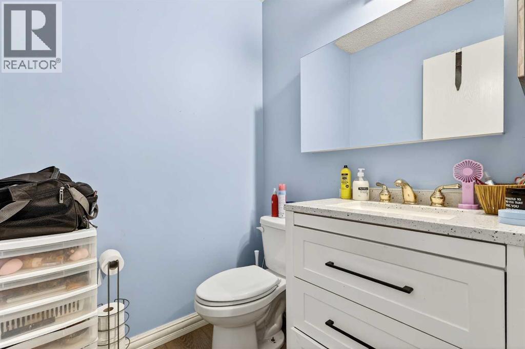 236 Mckerrell Way Se, Calgary, Alberta  T2Z 1N8 - Photo 23 - A2297065