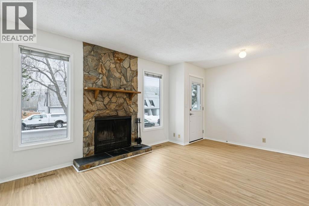 4530 Montgomery Avenue NW, Calgary, Alberta  T3B 0K9 - Photo 7 - A2298140