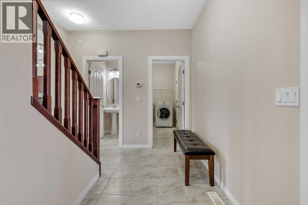 32 Panatella Row NW, Calgary, Alberta  T3K 0V5 - Photo 3 - A2301630