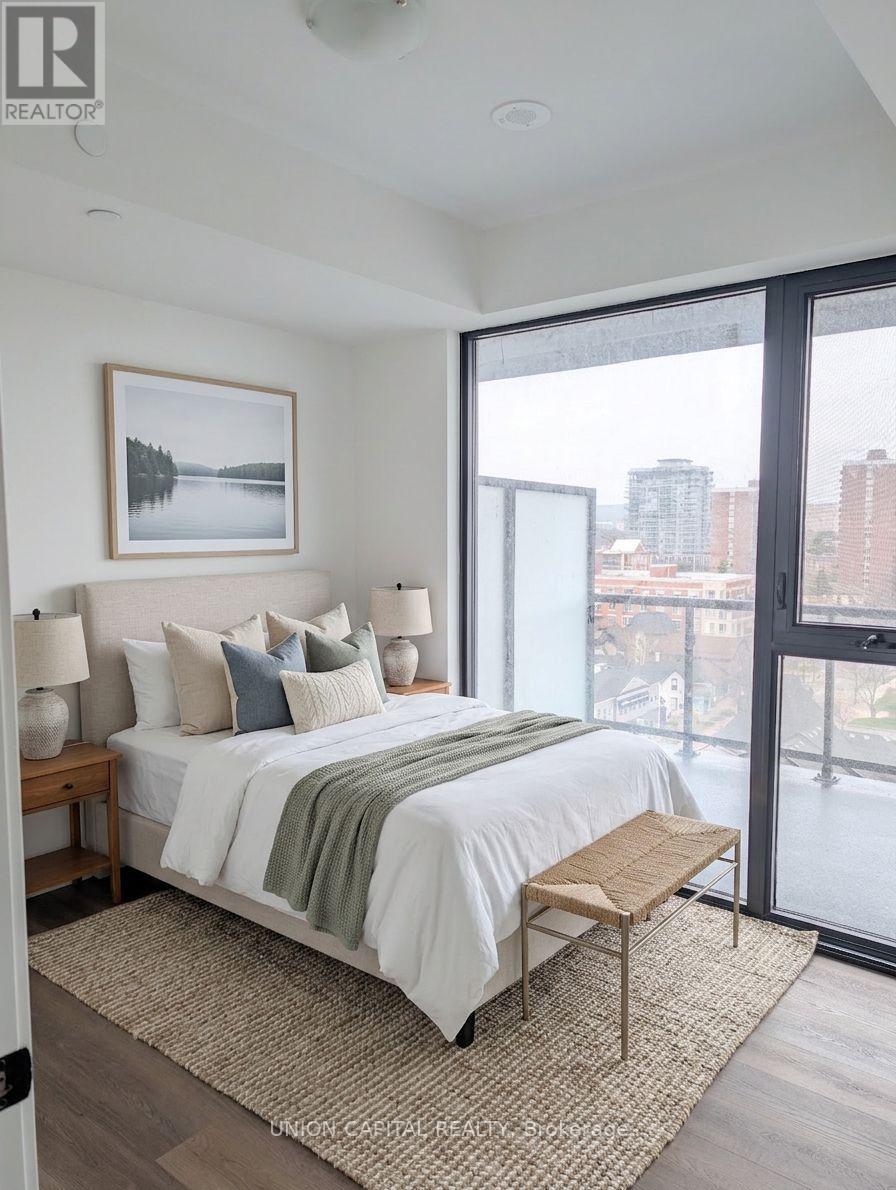 801 - 2075 Lakeshore Road, Burlington, Ontario  L7R 0H3 - Photo 3 - W13015990