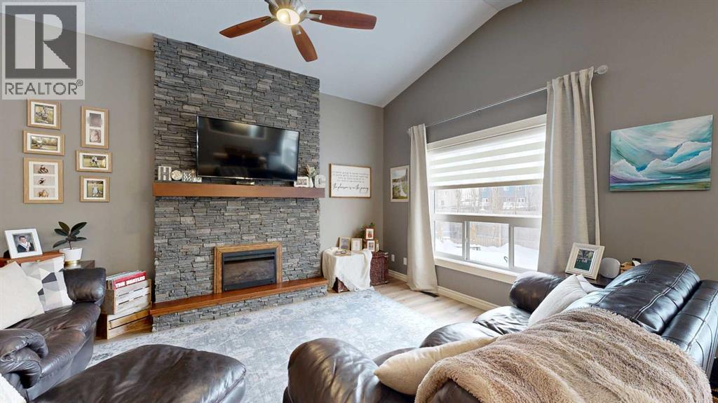 11 Abraham Drive, Whitecourt, Alberta  T7S 0E3 - Photo 9 - A2282462