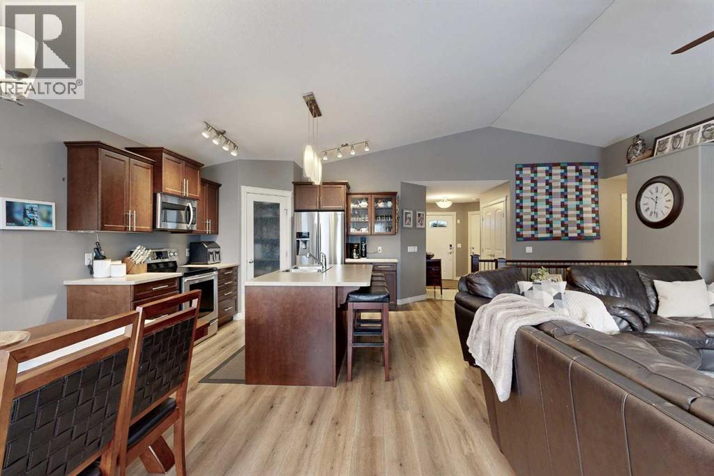 11 Abraham Drive, Whitecourt, Alberta  T7S 0E3 - Photo 7 - A2282462