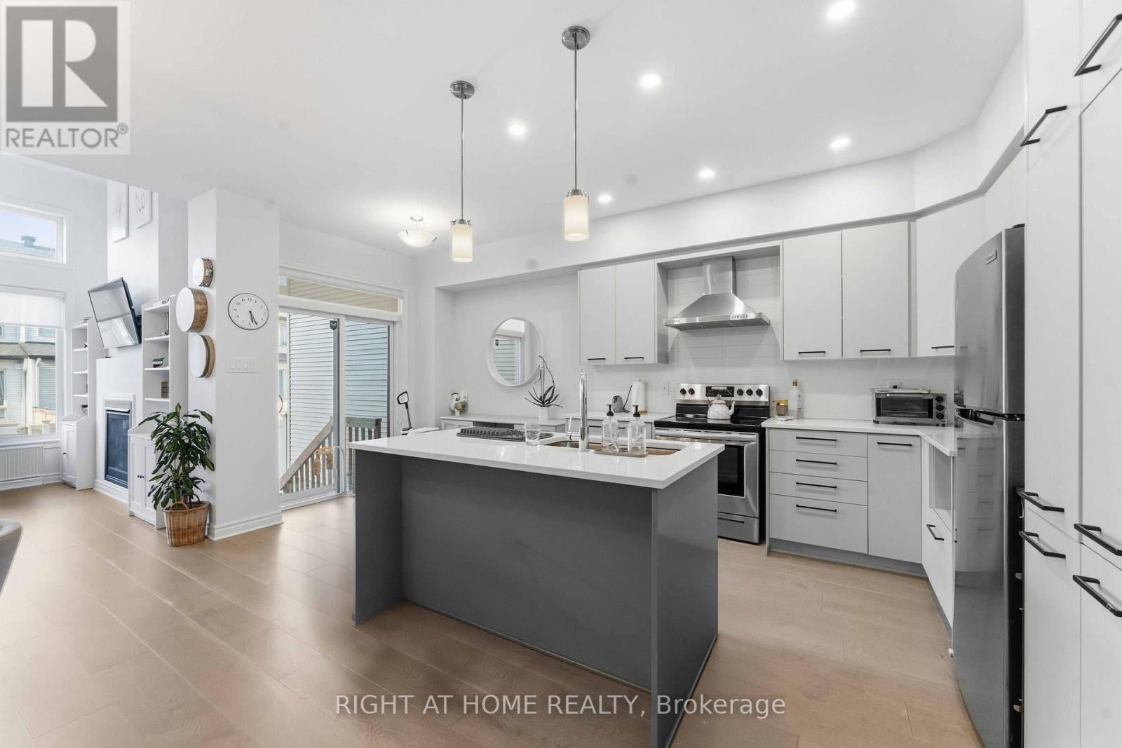 695 Capricorn Circle, Ottawa, Ontario  K4M 0J5 - Photo 6 - X13017906