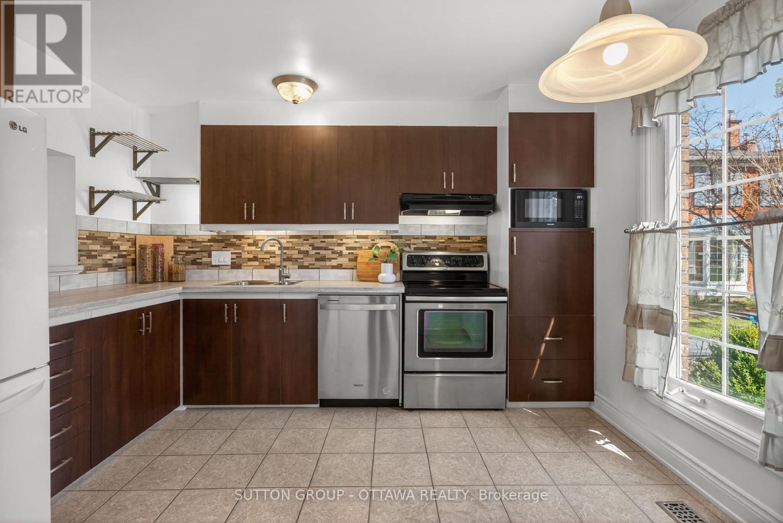 285 Monterey Drive, Ottawa, Ontario  K2H 7B1 - Photo 6 - X13017910