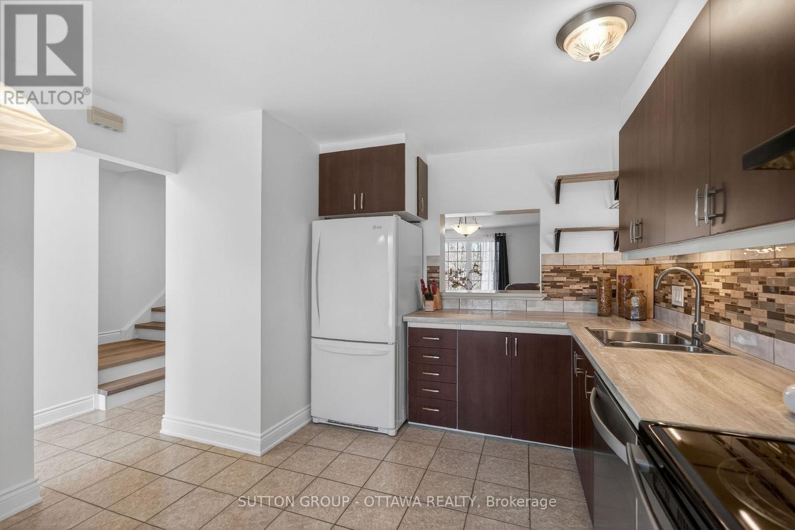 285 Monterey Drive, Ottawa, Ontario  K2H 7B1 - Photo 9 - X13017910