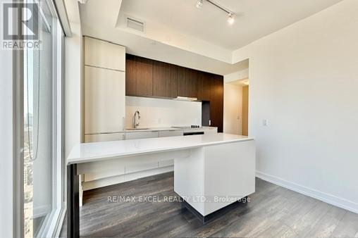 3303 - 89 Church Street, Toronto, Ontario  M5C 0B7 - Photo 8 - C13002458