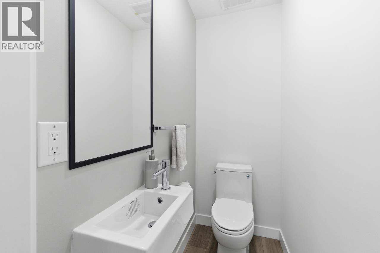 202 720 Robinson Street, Coquitlam, British Columbia  V3J 0P9 - Photo 15 - R3113156