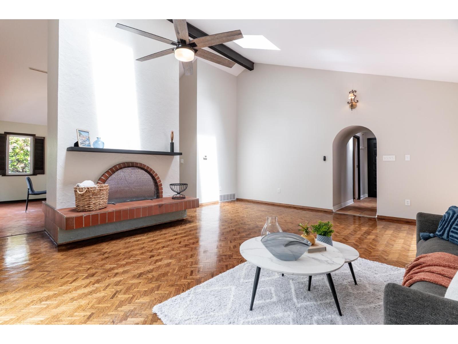 8649 Sunbury Place, Delta, British Columbia  V4C 3Y9 - Photo 8 - R3109258