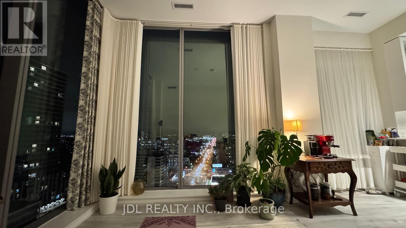 1909 - 8 Olympic Garden Drive, Toronto, Ontario  M2M 0B9 - Photo 10 - C13016922