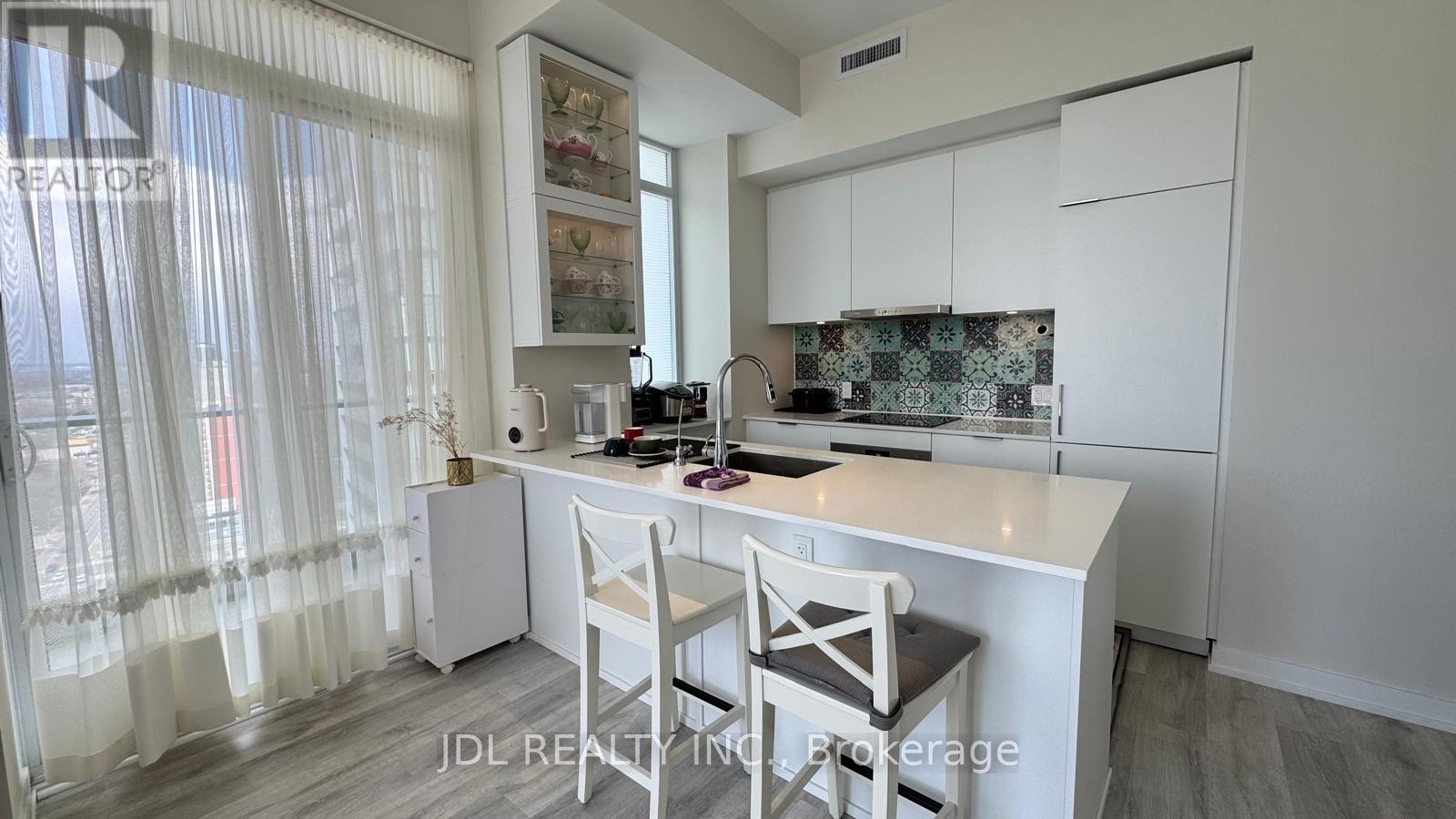 1909 - 8 Olympic Garden Drive, Toronto, Ontario  M2M 0B9 - Photo 7 - C13016922