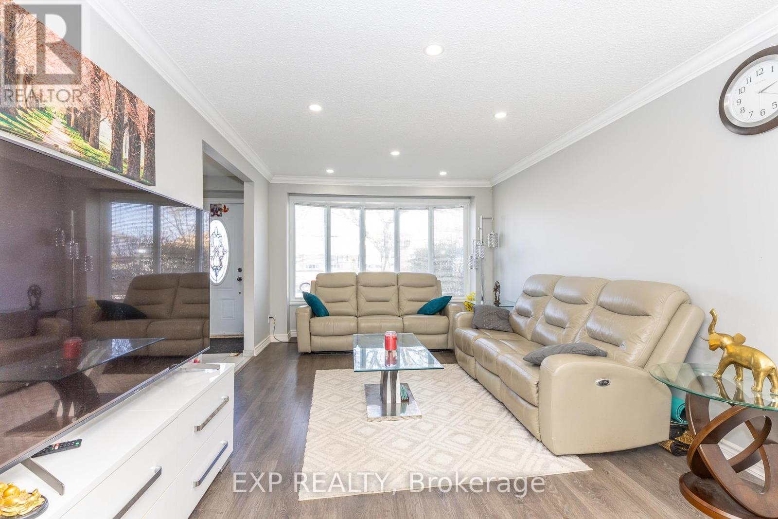 3270 Klaiman Drive, Mississauga, Ontario  L4Y 3C8 - Photo 12 - W13017908