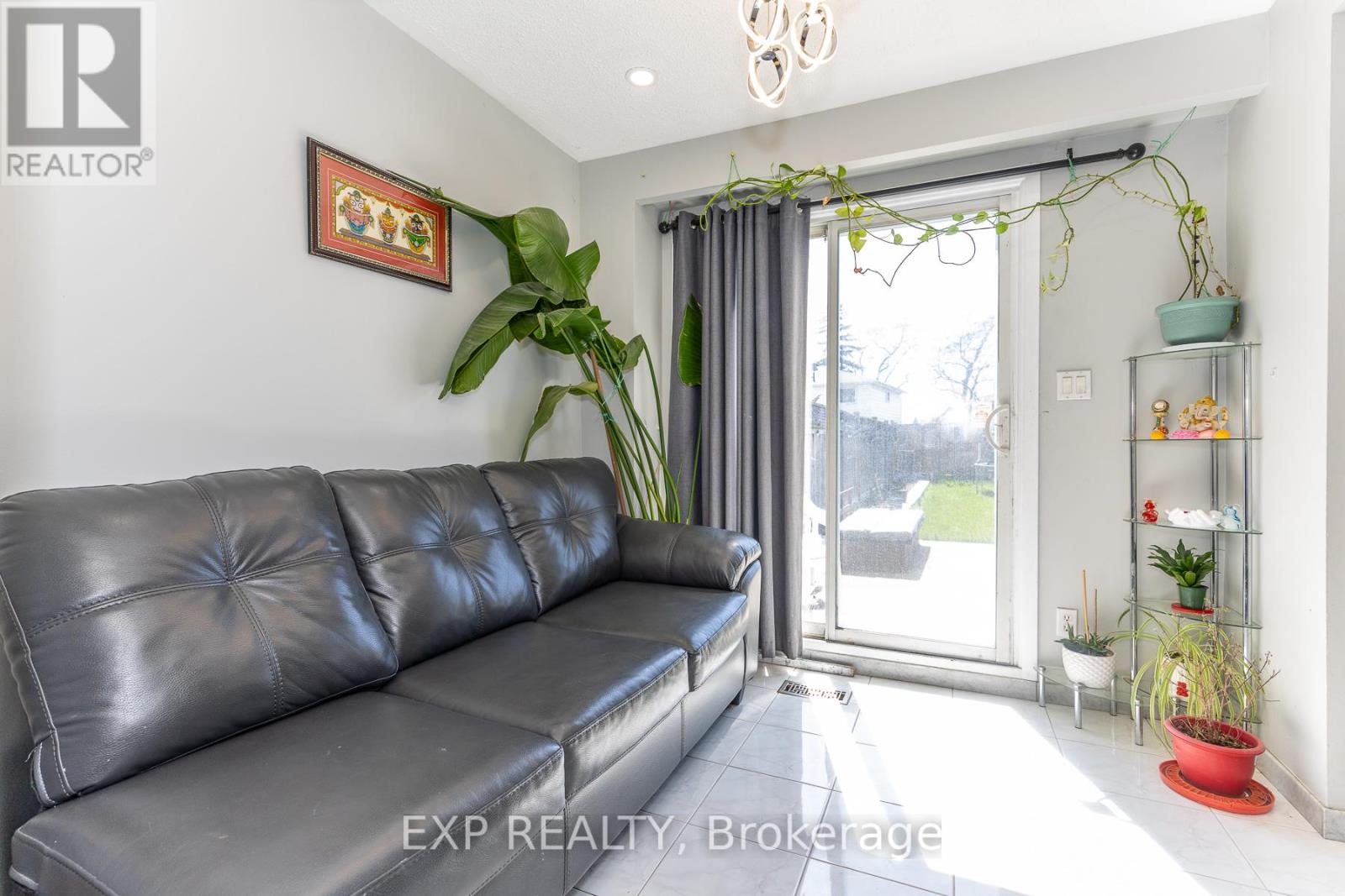 3270 Klaiman Drive, Mississauga, Ontario  L4Y 3C8 - Photo 22 - W13017908