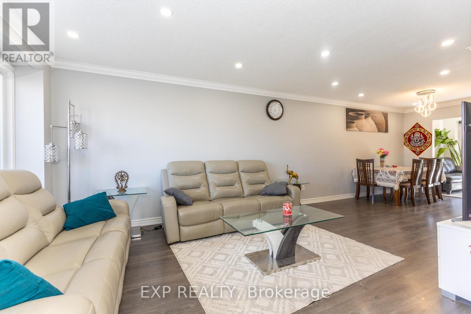 3270 Klaiman Drive, Mississauga, Ontario  L4Y 3C8 - Photo 24 - W13017908