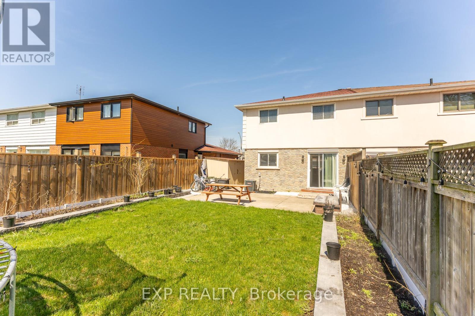 3270 Klaiman Drive, Mississauga, Ontario  L4Y 3C8 - Photo 43 - W13017908