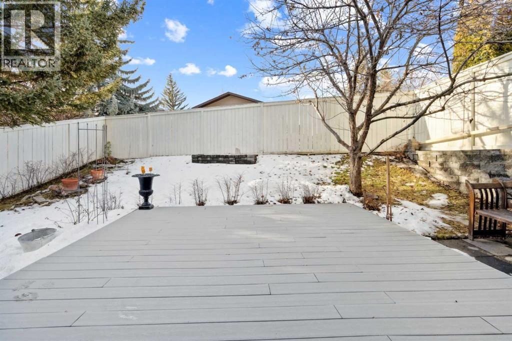 15 Millrise Lane Sw, Calgary, Alberta  T2Y 2C2 - Photo 3 - A2298938