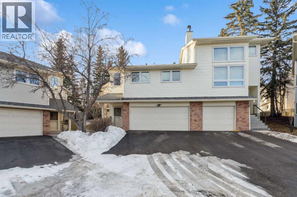 15 Millrise Lane Sw, Calgary, Alberta  T2Y 2C2 - Photo 7 - A2298938