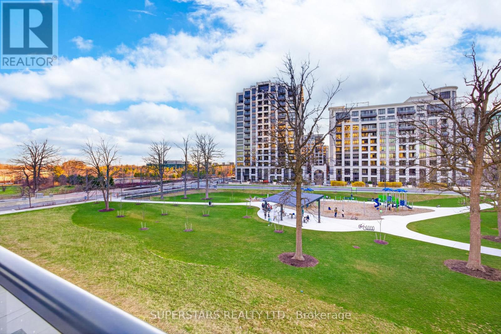 W118 - 8 Cedarland Drive, Markham, Ontario  L6G 0H4 - Photo 40 - N13010624