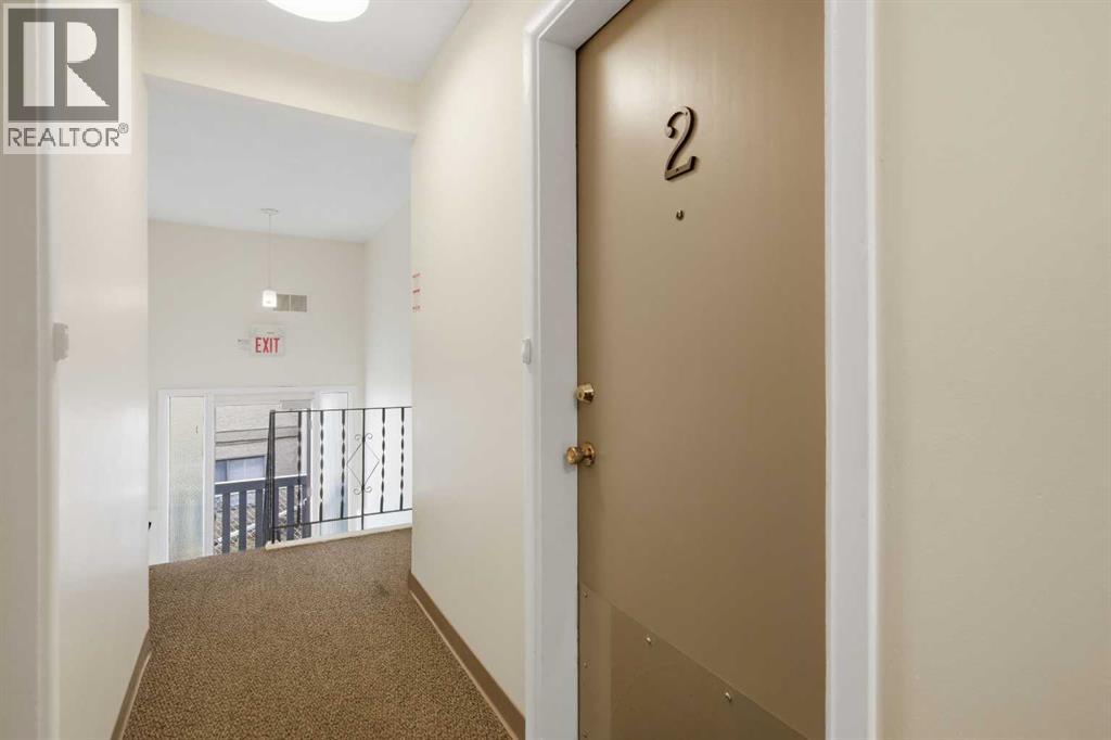 6131 Bowness Road Nw, Calgary, Alberta  T3B 0C9 - Photo 14 - A2296697