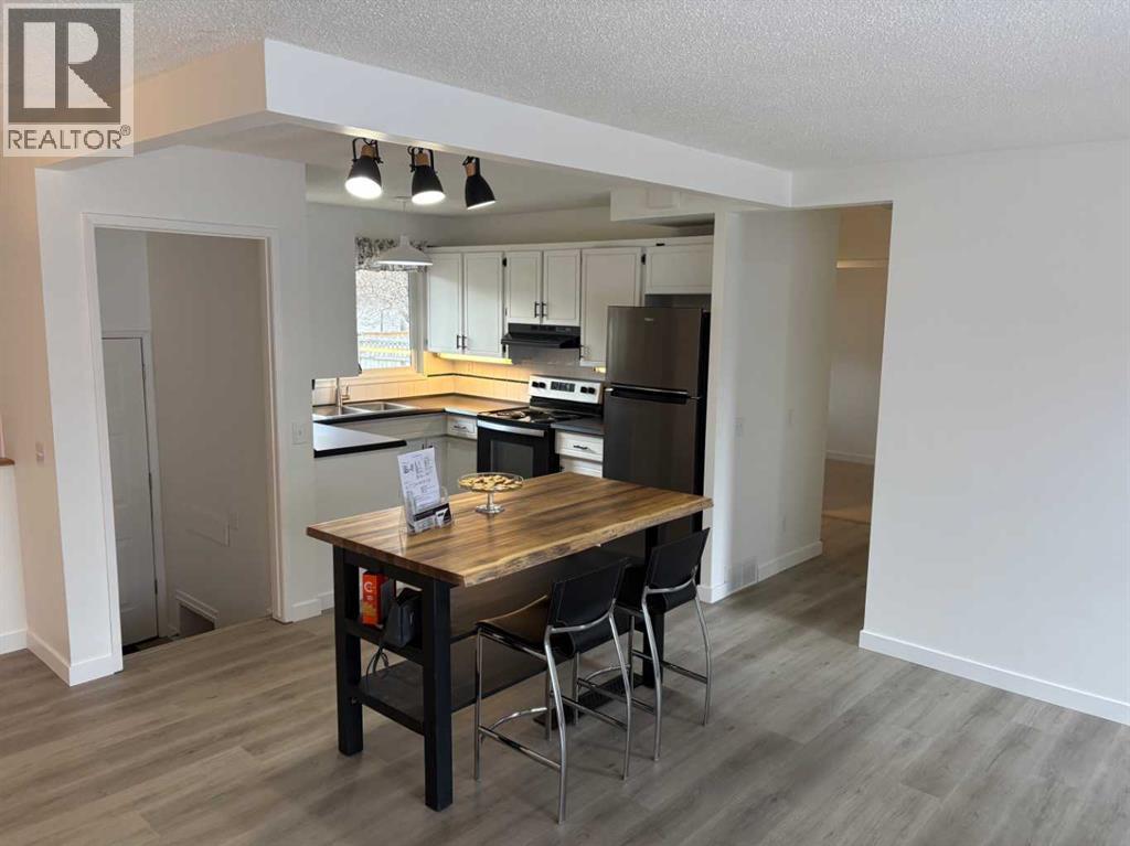 1277 Lake Sylvan Drive Se, Calgary, Alberta  T1J 3E2 - Photo 3 - A2299778