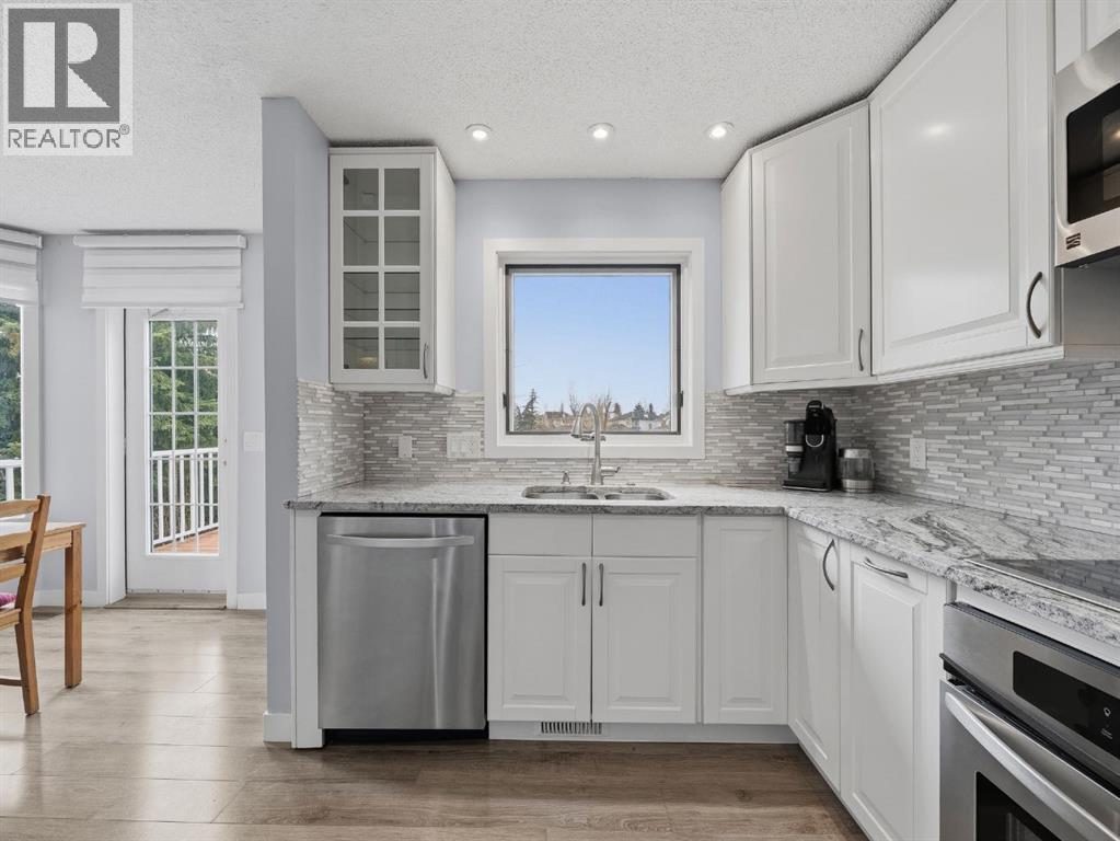 247 Hidden Valley Place Nw, Calgary, Alberta  T3A 4Z5 - Photo 9 - A2301961
