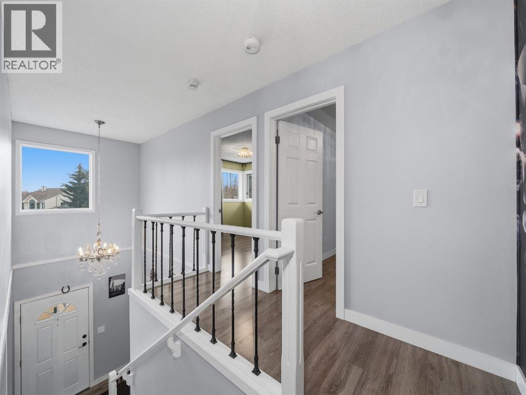247 Hidden Valley Place Nw, Calgary, Alberta  T3A 4Z5 - Photo 17 - A2301961