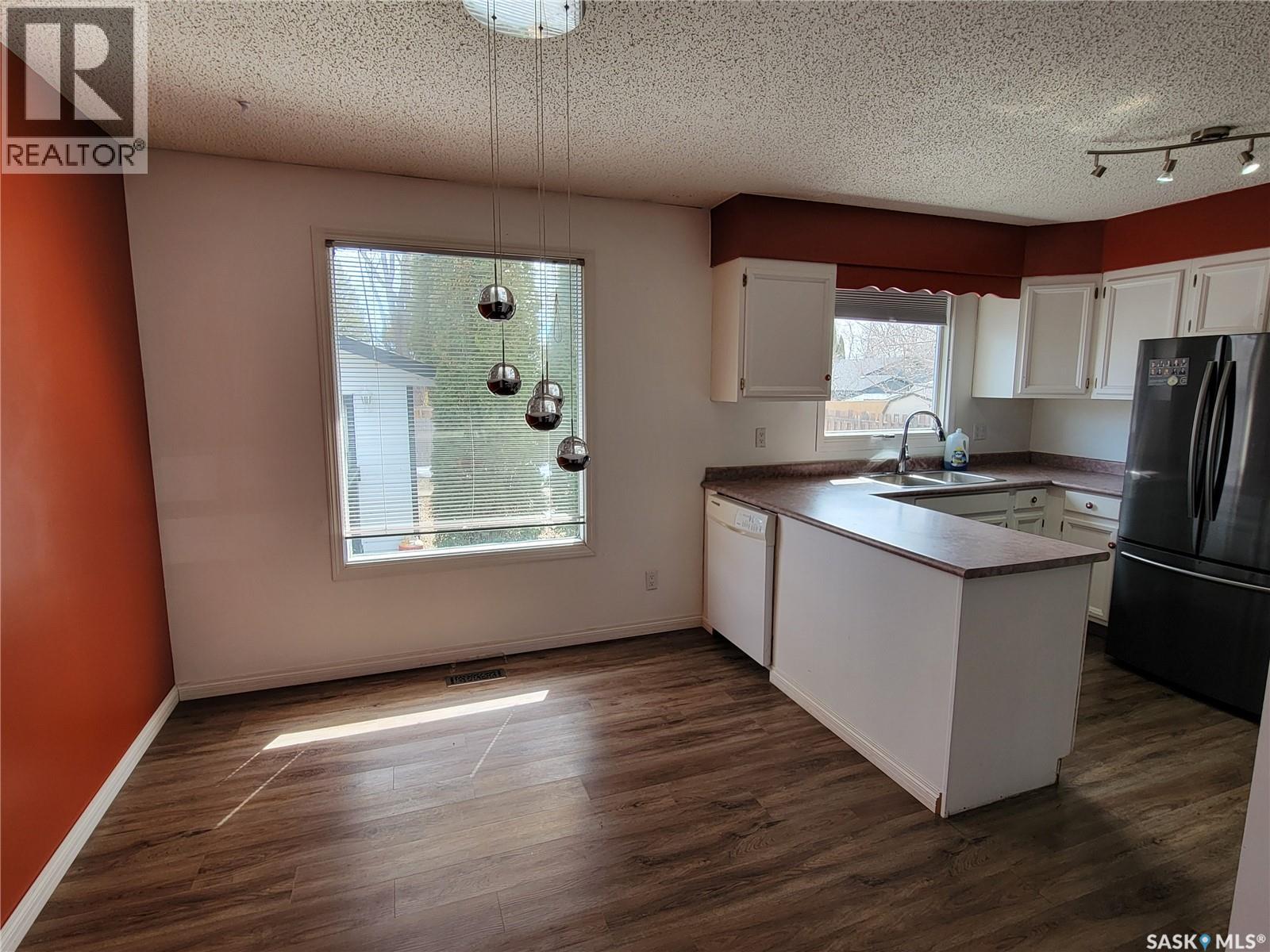 9022 Mitchell Avenue, North Battleford, Saskatchewan  S9A 3J7 - Photo 7 - SK033367