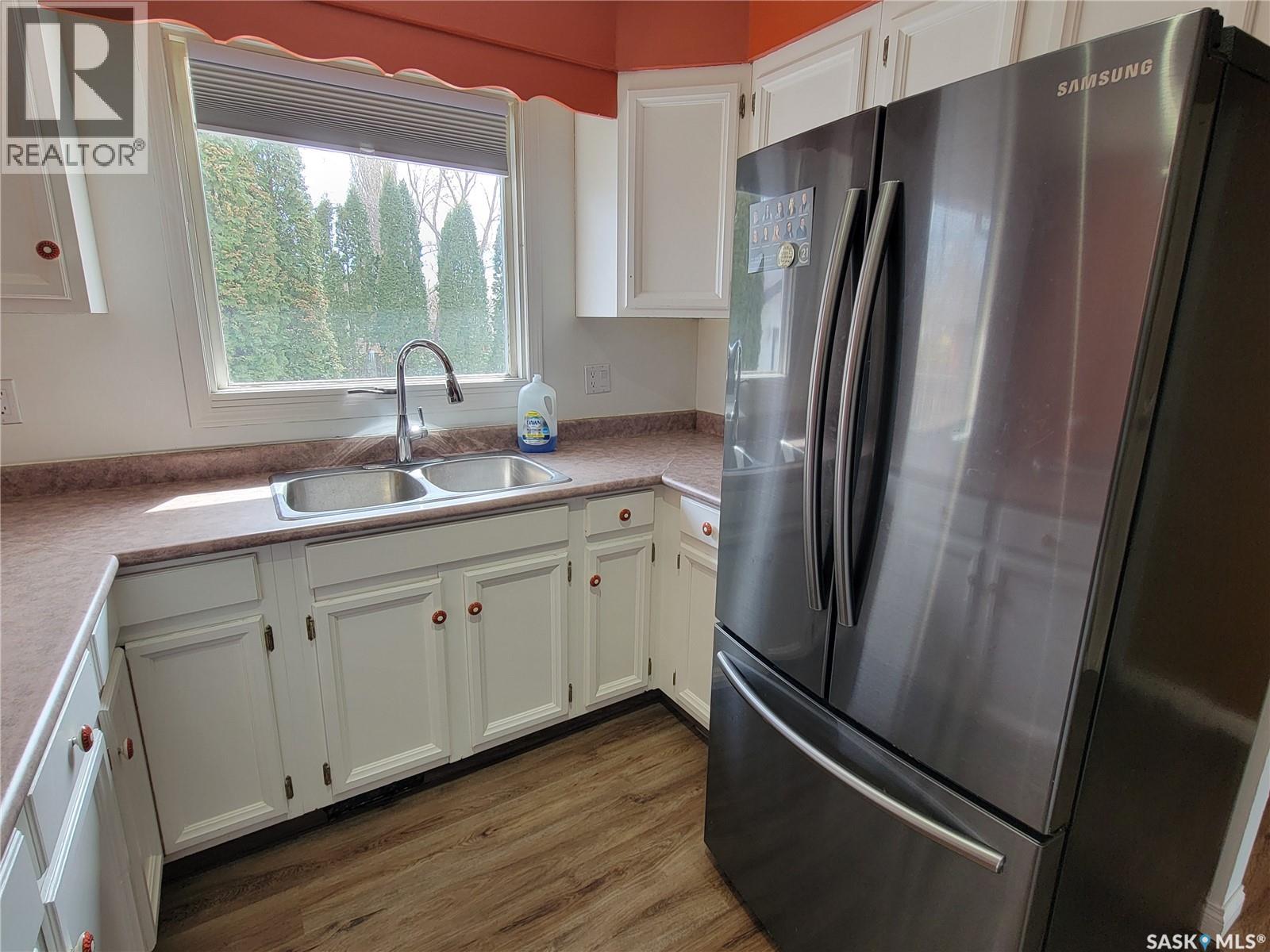 9022 Mitchell Avenue, North Battleford, Saskatchewan  S9A 3J7 - Photo 8 - SK033367