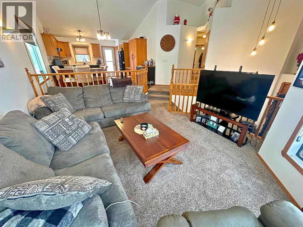 2 Dalton Close, Red Deer, Alberta  T4R 2P5 - Photo 8 - A2301550