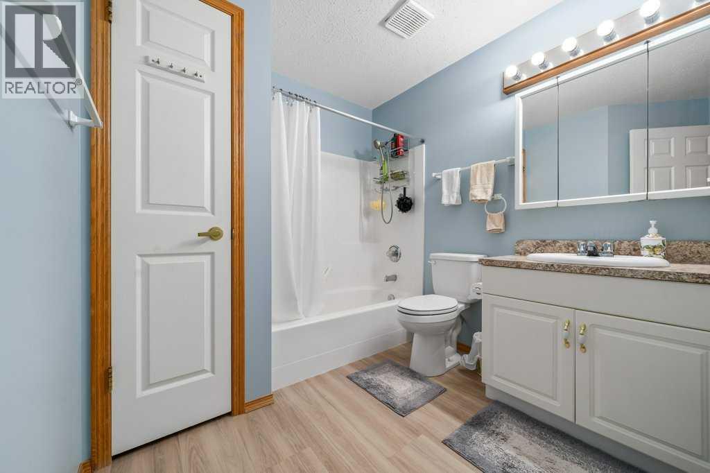 415, 278 Park Meadows Drive Se, Medicine Hat, Alberta  T1B 4J1 - Photo 38 - A2302789