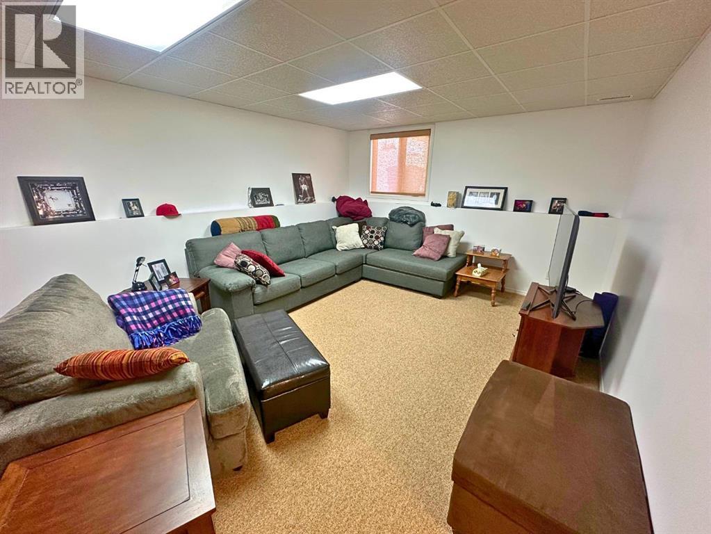 2 Dalton Close, Red Deer, Alberta  T4R 2P5 - Photo 22 - A2301550