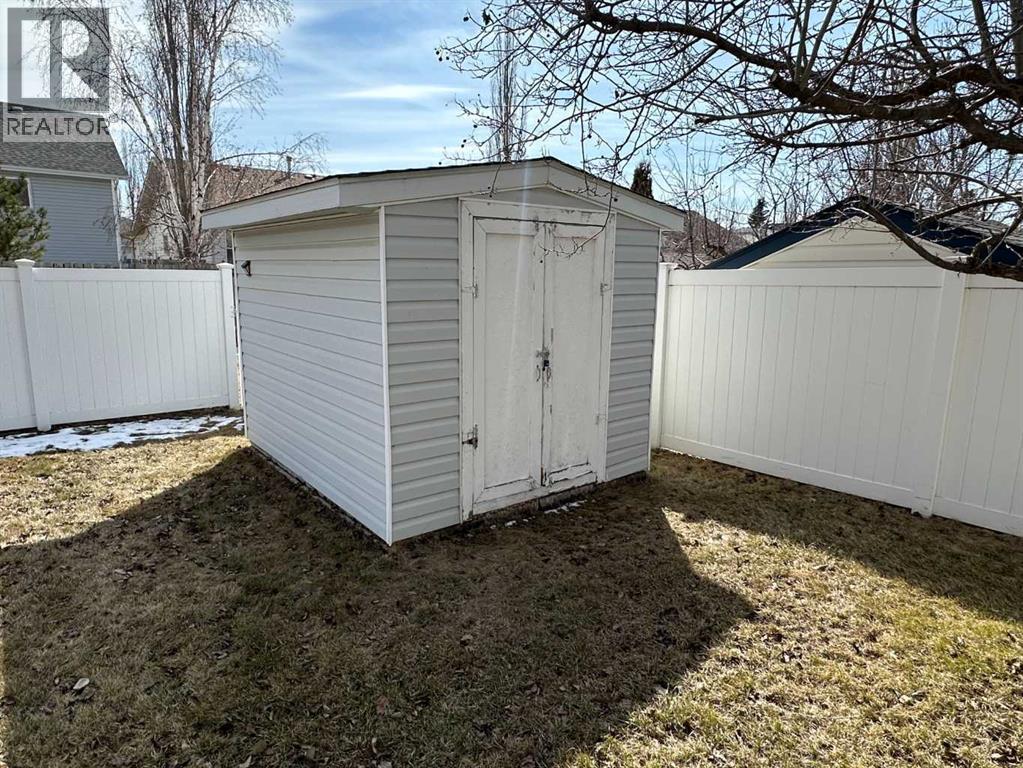 2 Dalton Close, Red Deer, Alberta  T4R 2P5 - Photo 32 - A2301550