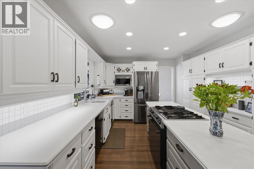 2804 49 Street SW, Calgary, Alberta  T3E 3Y2 - Photo 11 - A2294875