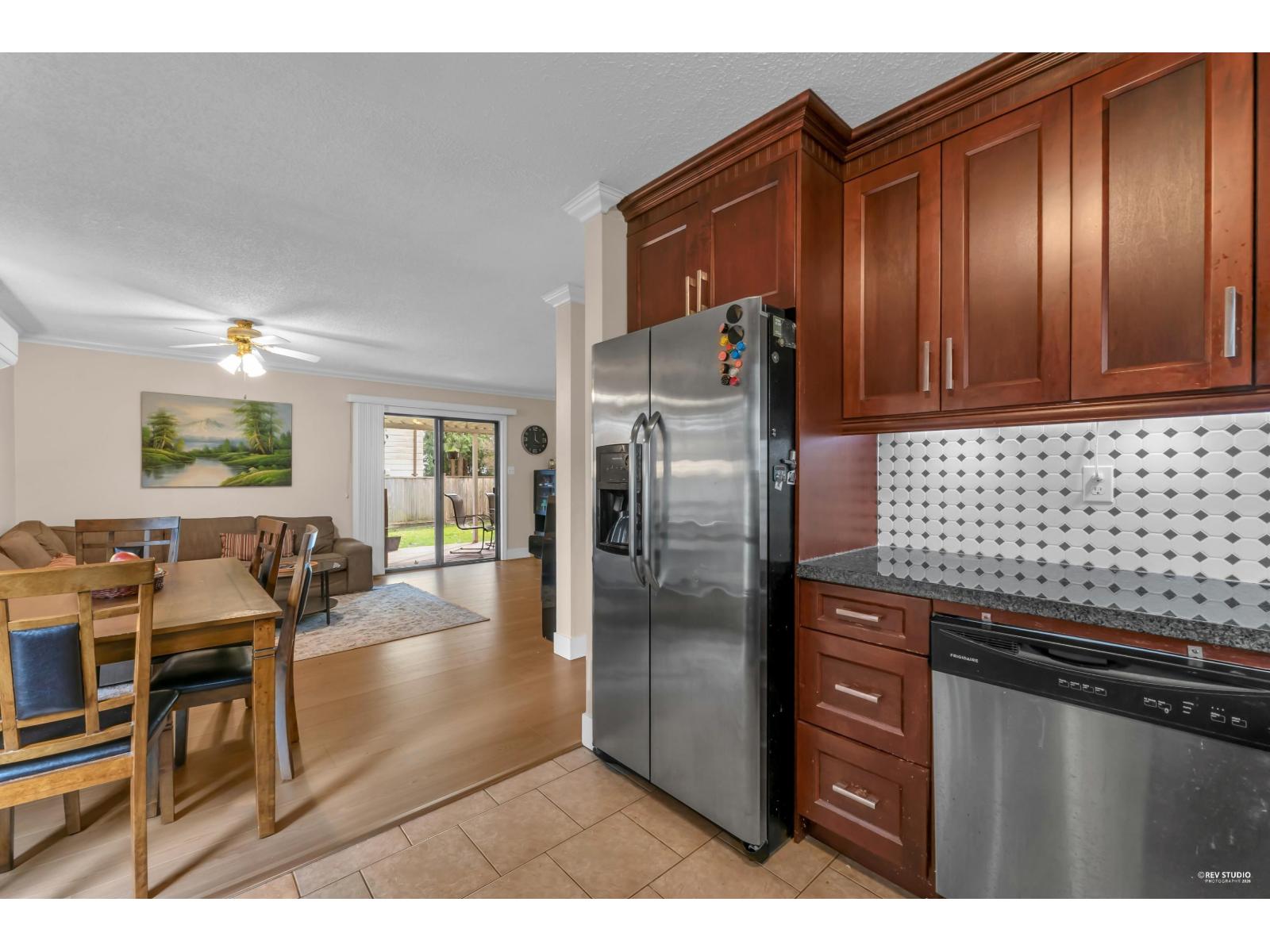 6717 141 Street, Surrey, British Columbia  V3W 6X2 - Photo 9 - R3104198