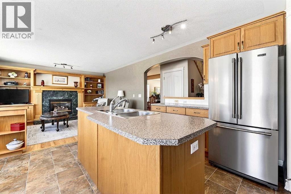 219 Hidden Ranch Circle NW, Calgary, Alberta  T3A 5R1 - Photo 12 - A2299598