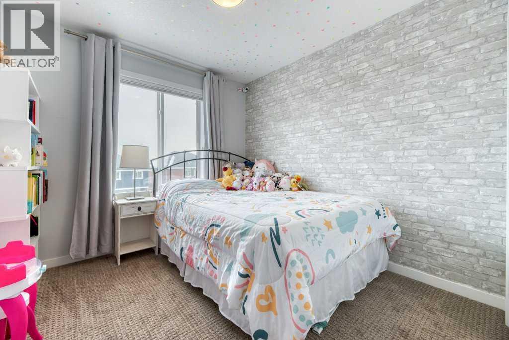 204 Sundown Road, Cochrane, Alberta  T4C 2M5 - Photo 35 - A2301329