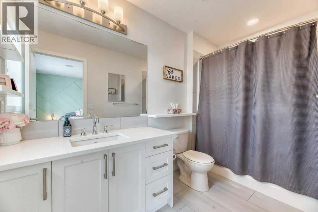 204 Sundown Road, Cochrane, Alberta  T4C 2M5 - Photo 34 - A2301329