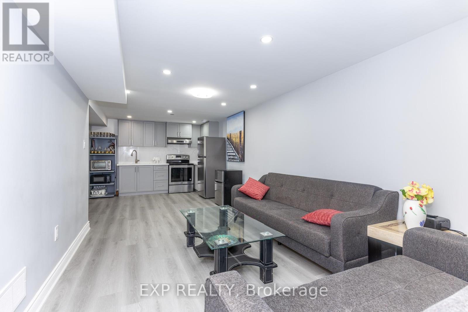 Basement - 3270 Klaiman Drive, Mississauga, Ontario  L4Y 3C8 - Photo 4 - W13017924