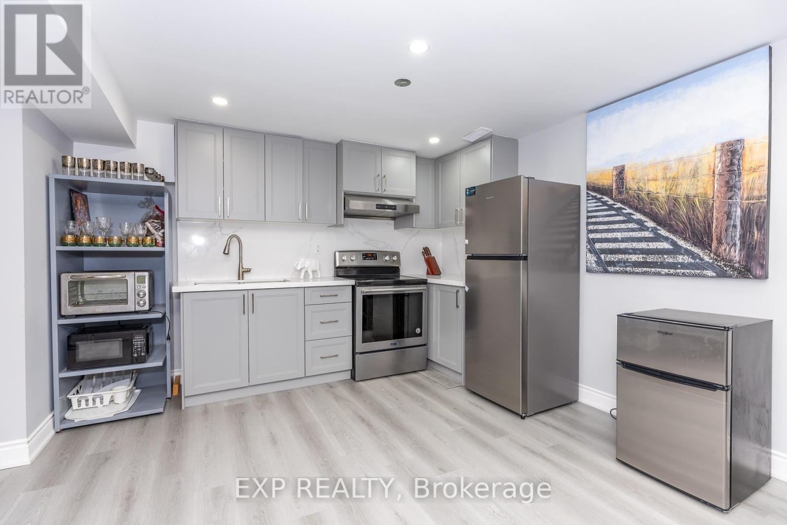 Basement - 3270 Klaiman Drive, Mississauga, Ontario  L4Y 3C8 - Photo 5 - W13017924