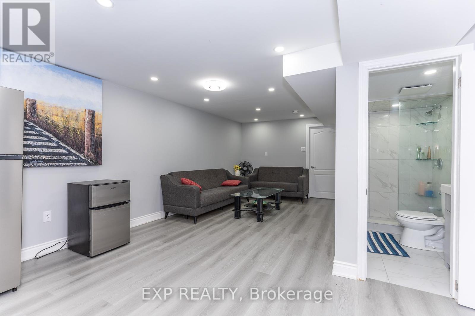 Basement - 3270 Klaiman Drive, Mississauga, Ontario  L4Y 3C8 - Photo 7 - W13017924