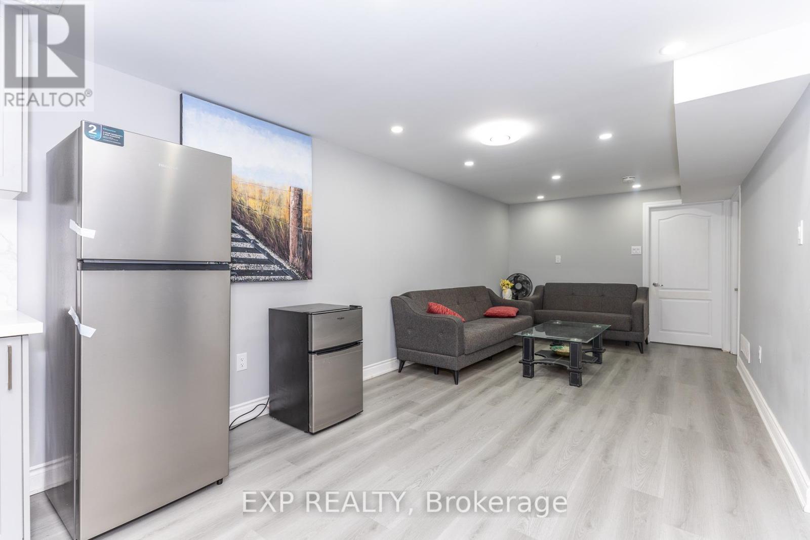 Basement - 3270 Klaiman Drive, Mississauga, Ontario  L4Y 3C8 - Photo 9 - W13017924