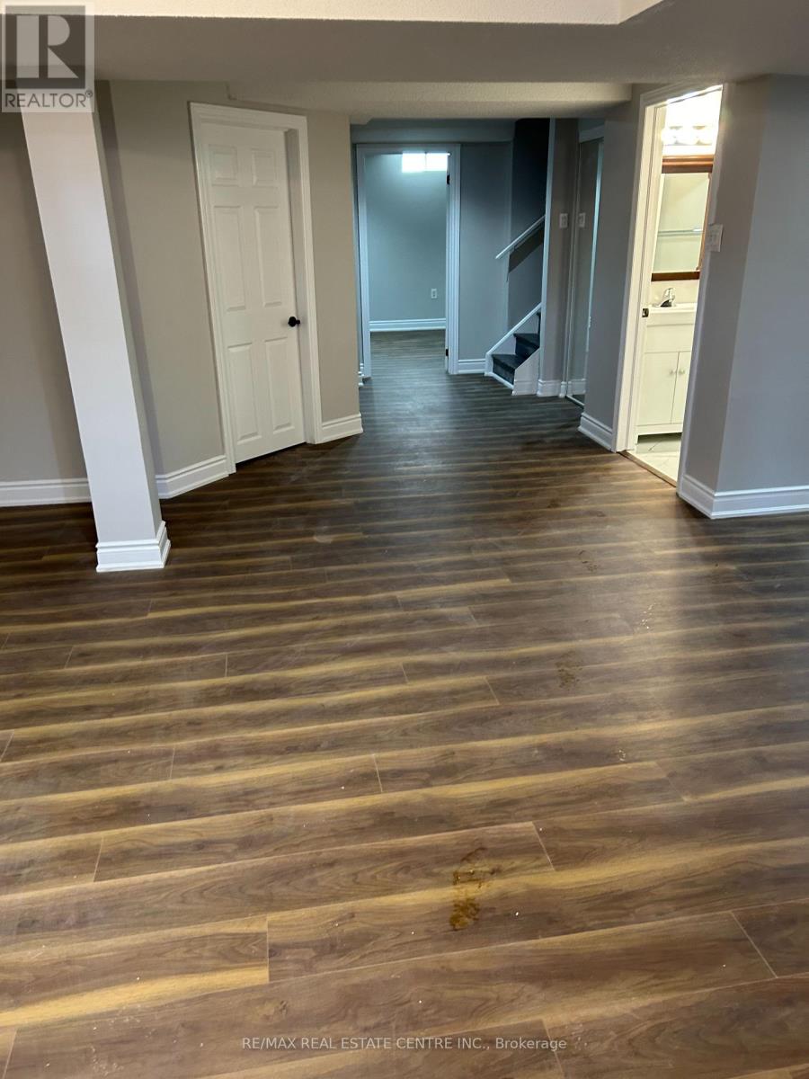 3213 Mcdowell (Basement) Drive, Mississauga, Ontario  L5M 6S4 - Photo 6 - W13017928