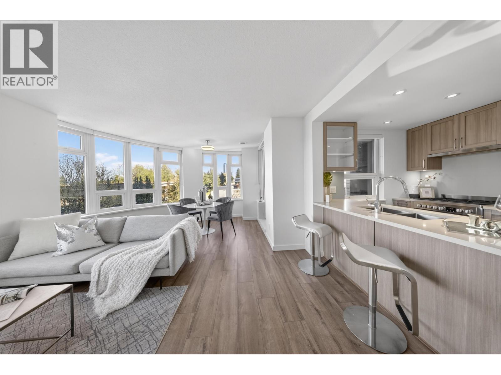 713 5470 Ormidale Street, Vancouver, British Columbia  V5R 0G6 - Photo 3 - R3109842