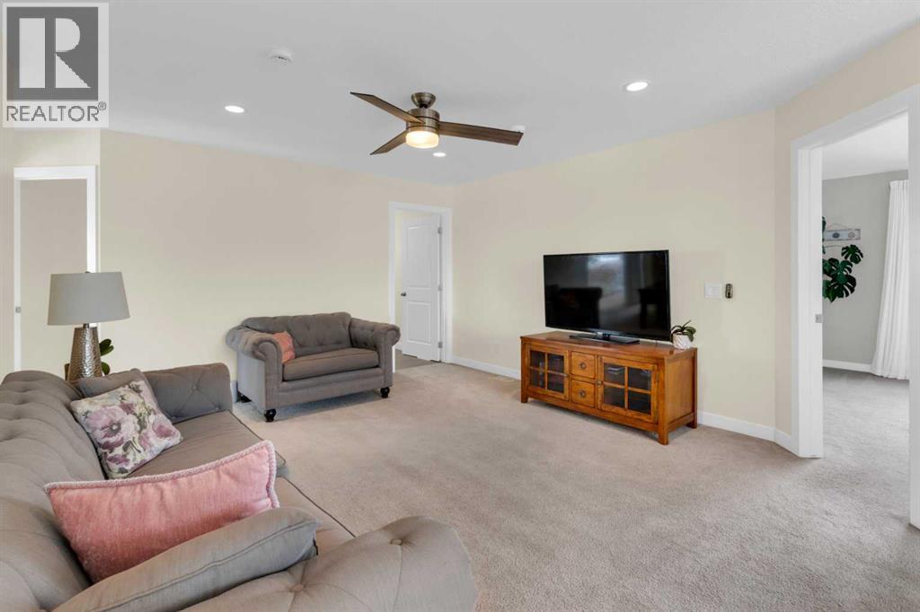 47 Canals Close Sw, Airdrie, Alberta  T4B 0S4 - Photo 18 - A2297439