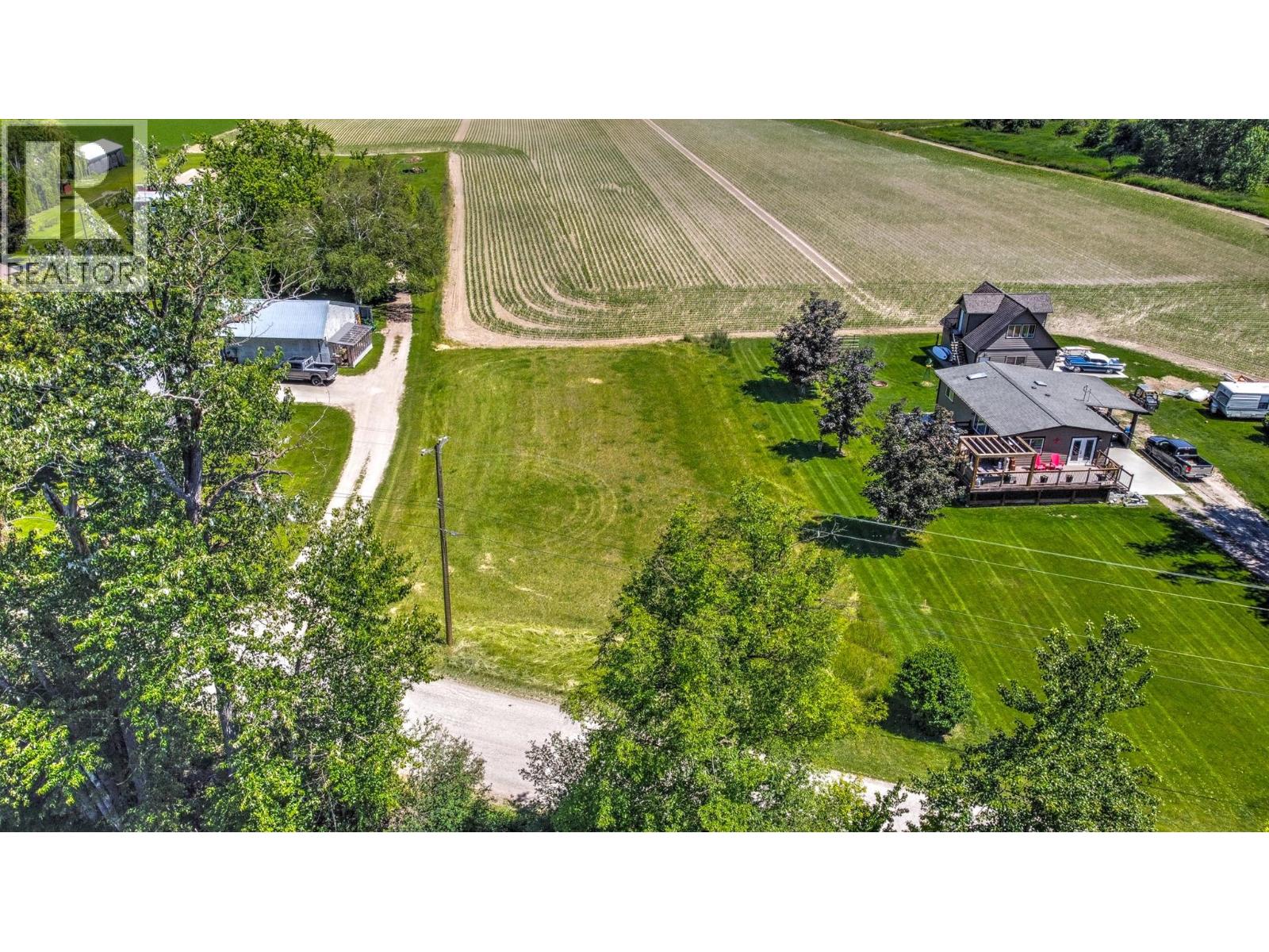 Riverside Road, Mara, British Columbia  V0E 2K0 - Photo 11 - 10336608