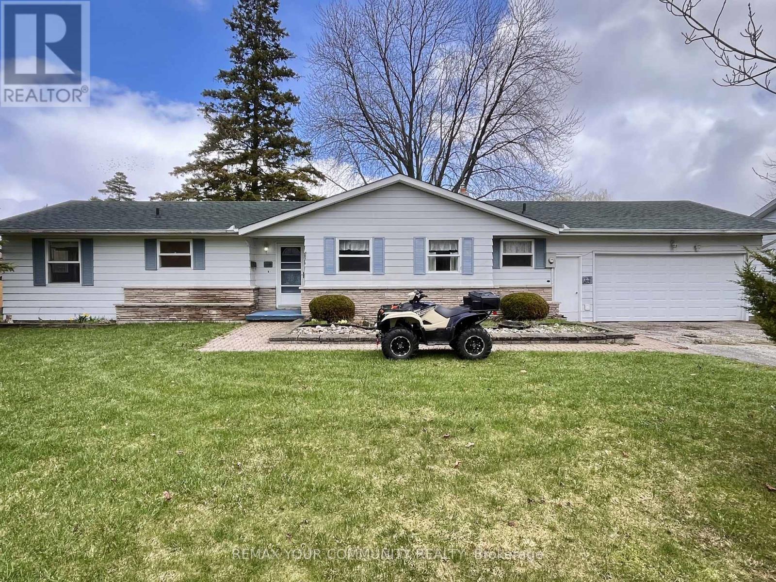 37A CANAL STREET, Georgina, Ontario