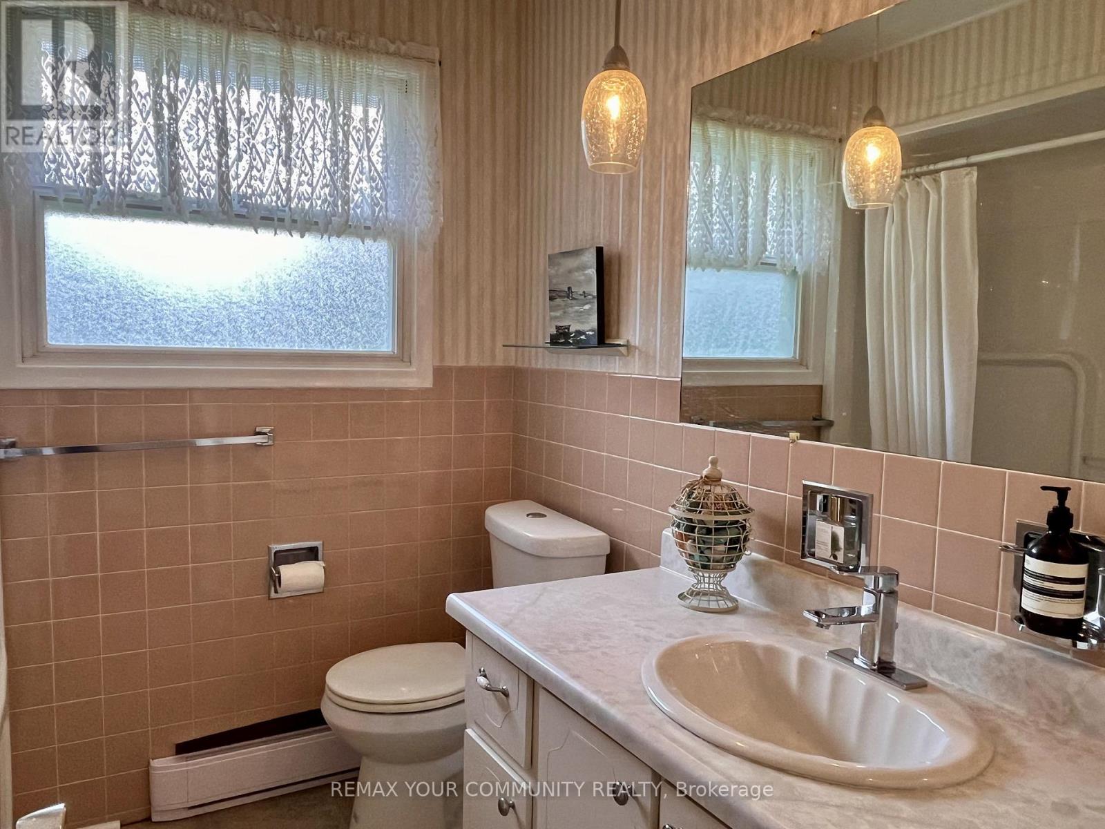 37a Canal Street, Georgina, Ontario  L4P 1K6 - Photo 32 - N13017944