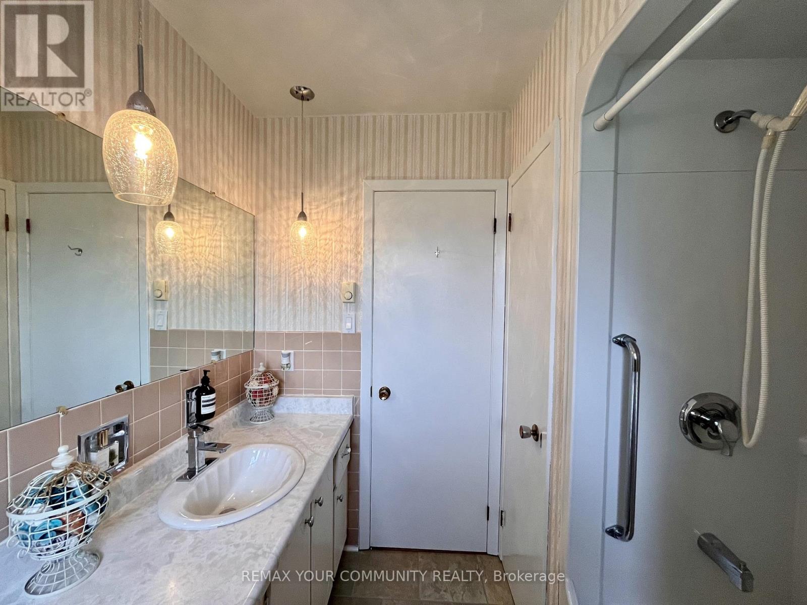 37a Canal Street, Georgina, Ontario  L4P 1K6 - Photo 34 - N13017944